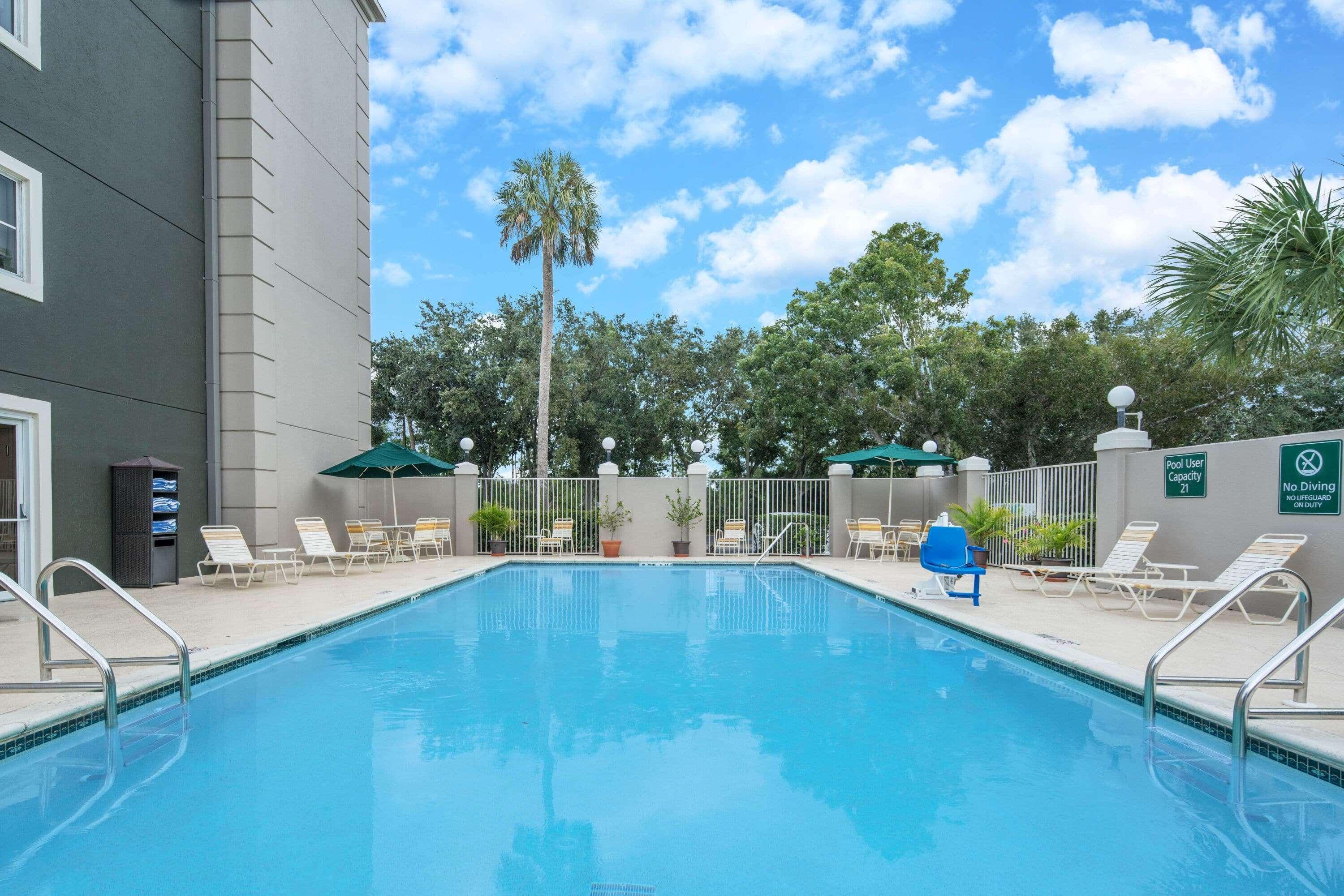Hotel La Quinta By Wyndham Naples East Golden Gate Exterior foto