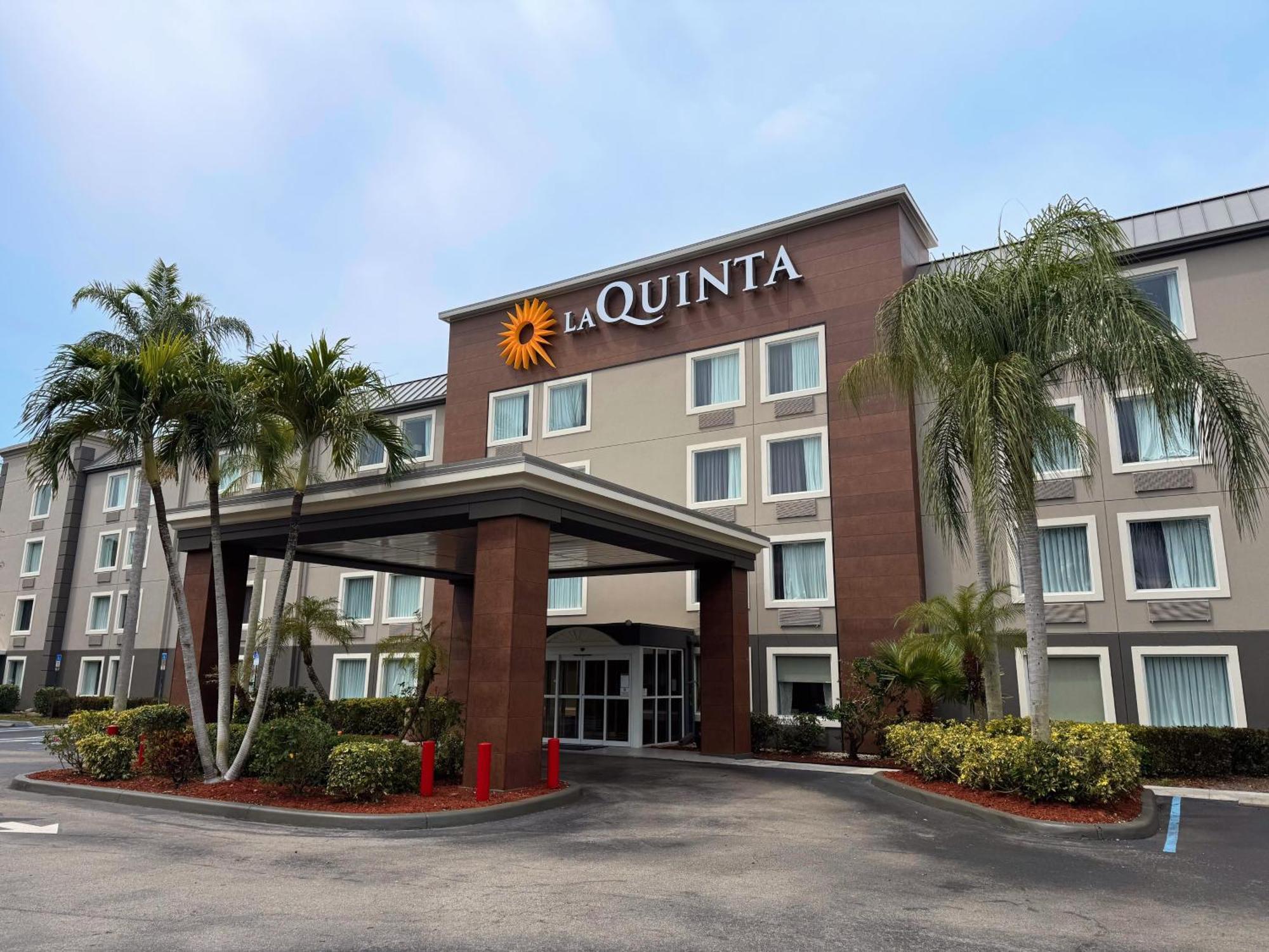 Hotel La Quinta By Wyndham Naples East Golden Gate Exterior foto