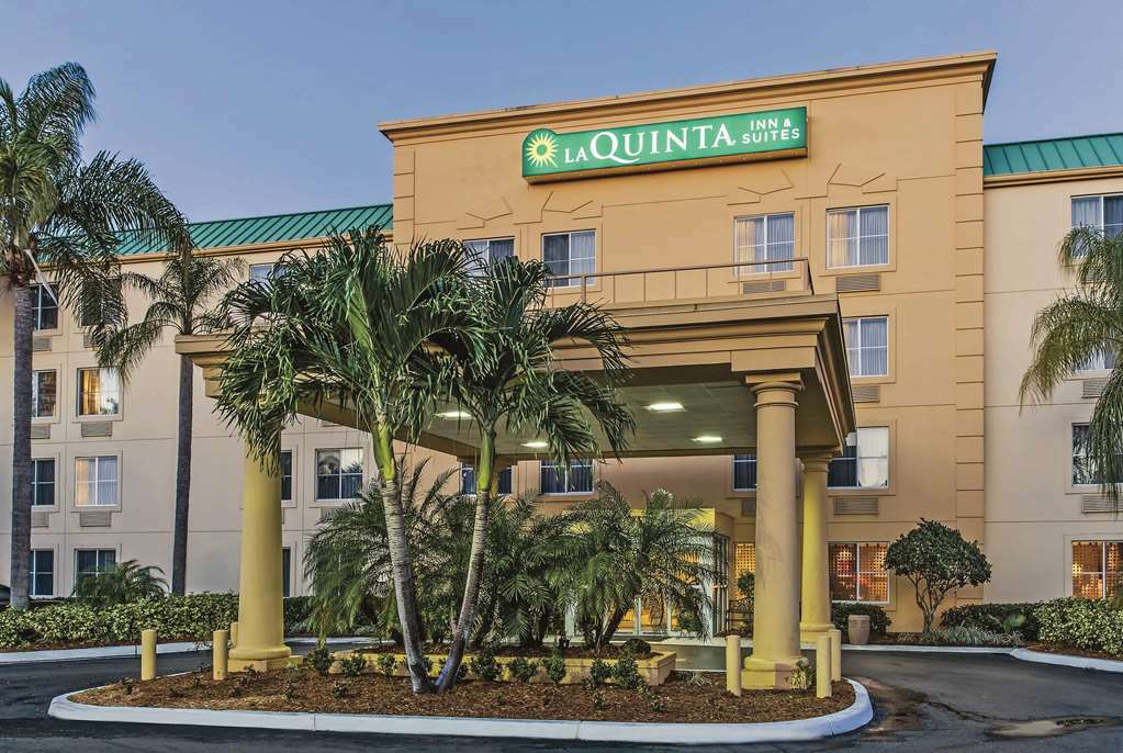Hotel La Quinta By Wyndham Naples East Golden Gate Exterior foto